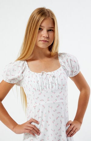 Short Sleeve Dress Short Sleeve Dress image number 2