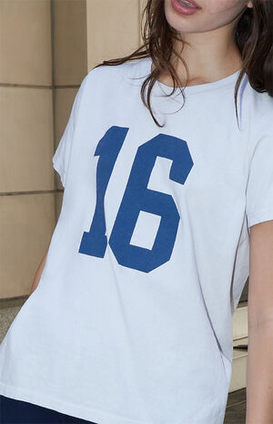 Chloe 16 T-Shirt image number 2