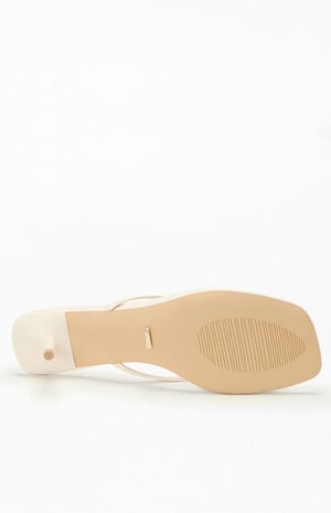 Women's Bryony Kitten Heels image number 4