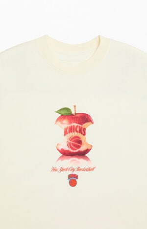 Knicks Concrete Apple T-Shirt image number 2