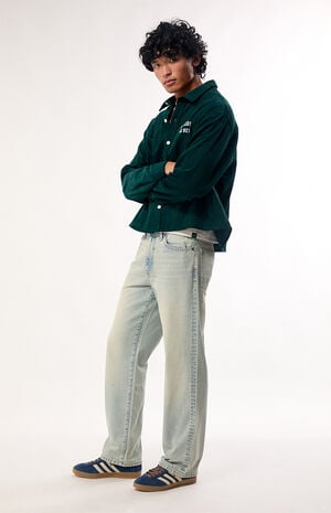Logan Relaxed Straight Jeans Light Indigo image number 2