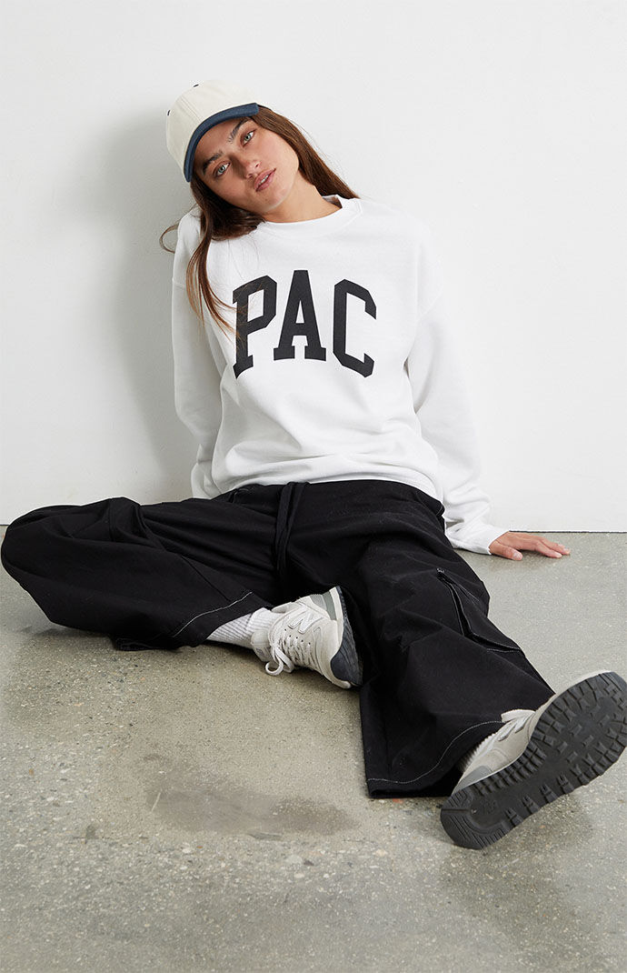 Pac 2025 jeans sweatshirt