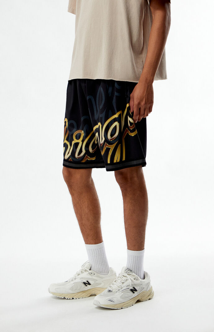 Mitchell & Ness Chicago Bulls Big Font Mesh Basketball Shorts