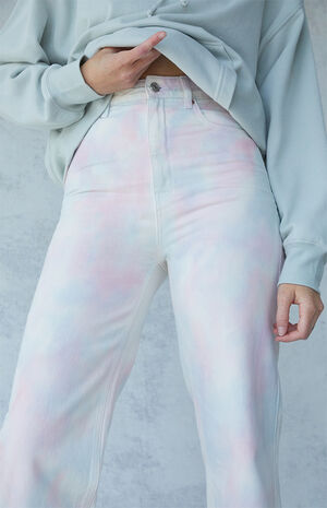 Eco Tie Dye '90s Boyfriend Jeans image number 5