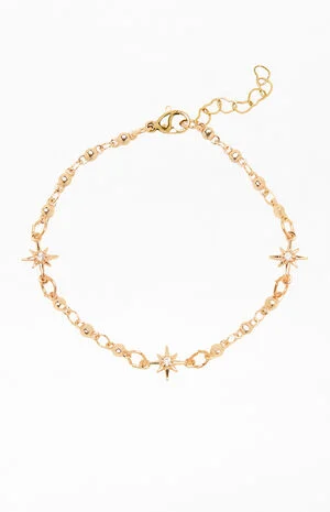 Gold Star Bracelet image number 1