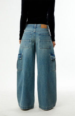 Sloane Low Rise Ultra Baggy Jeans Cargo Light Blue image number 4
