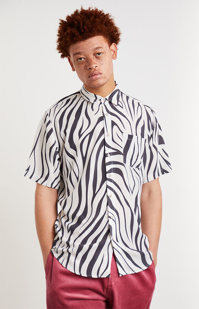 Holiday Printed Short Sleeve Button Up Shirt