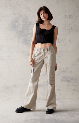 Low Rise Cargo Pants image number 2