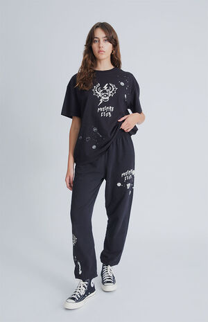 Black Hellfire Club Sweatpants image number 5