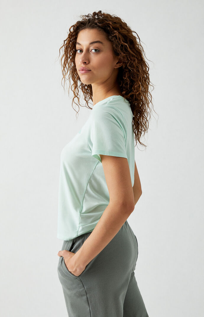 Wander Twist Back T-Shirt