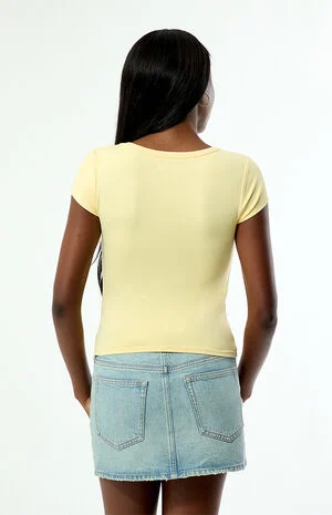 Lucy Deep V Short Sleeve Top image number 4