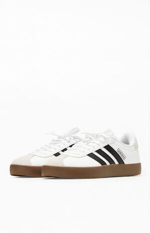 Women's White & Black VL Court 3.0 Sneakers image number 2