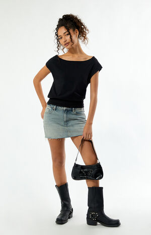 Sunday Off-The-Shoulder T-Shirt image number 4