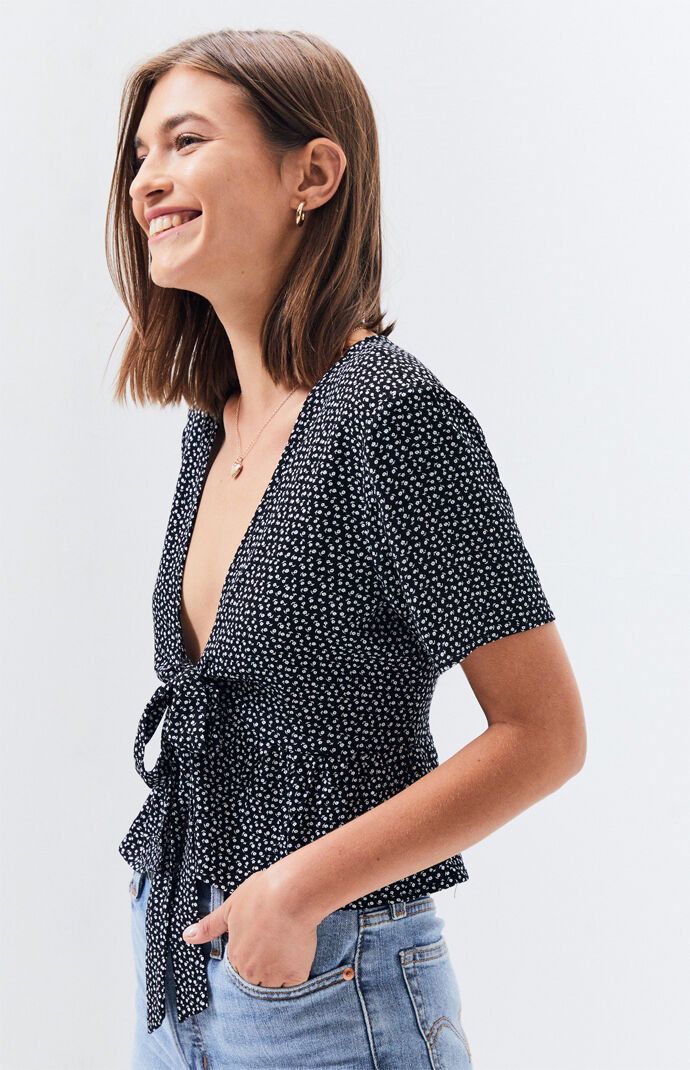tie front flowy top