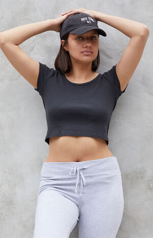 Black Zelly Basic T-Shirt image number 1