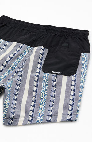 Dobby Fin 6" Swim Trunks image number 3