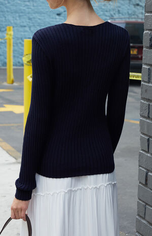 Blue V-Neck Long Sleeve Sweater image number 3