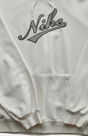 White 2000s Nike Pullover Hoodie image number 2