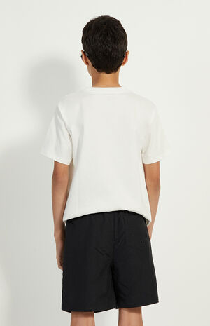 Black 4.5" Boardshorts image number 3