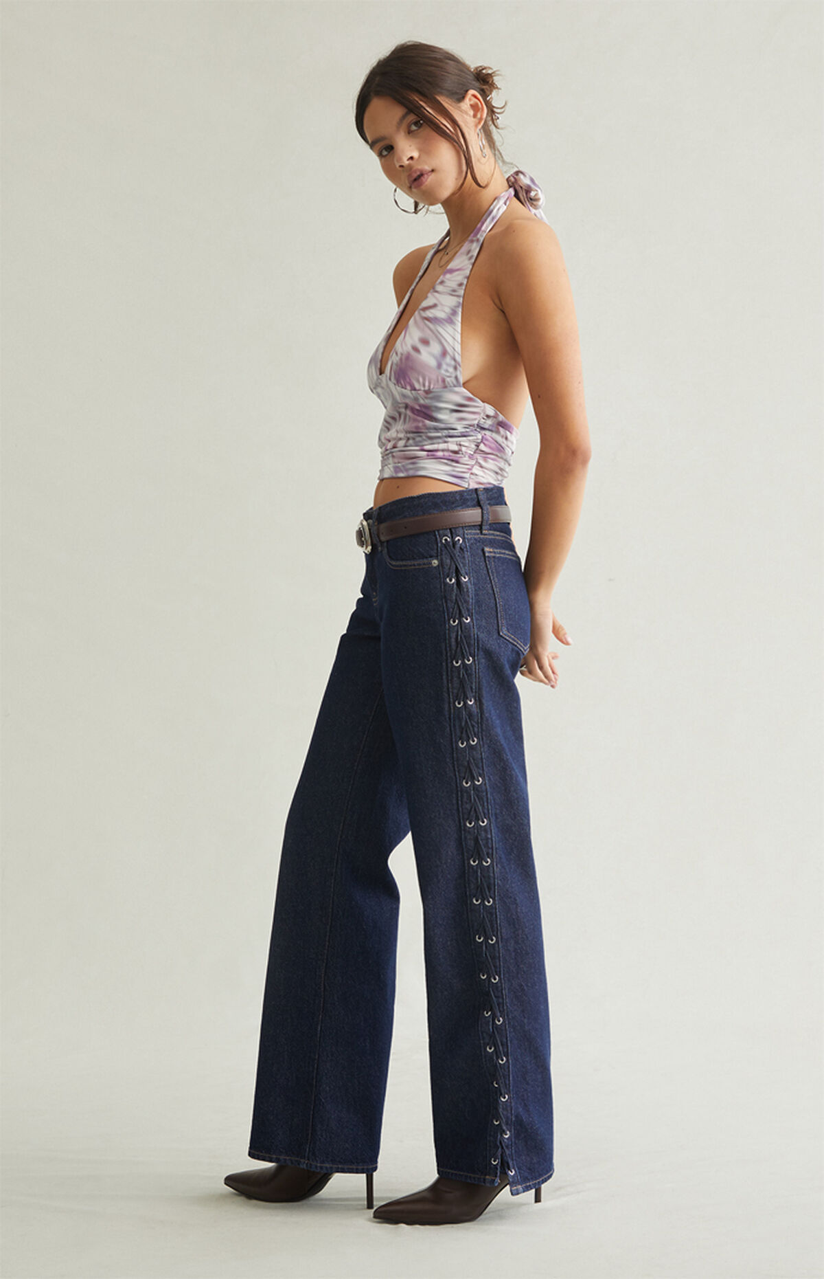 Zoe Low Rise Girlfriend Jeans Lace-Up Side Dark Blue