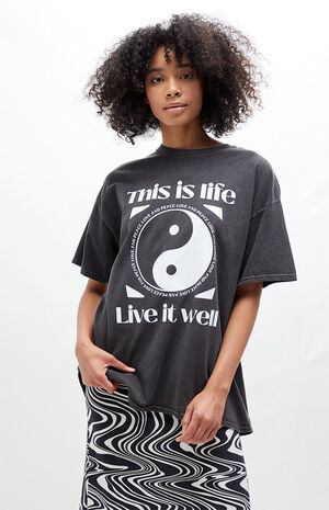 Live Life Oversized T-Shirt image number 1