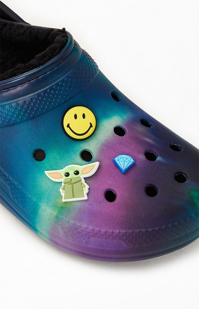 Crocs charms baby yoda 2025