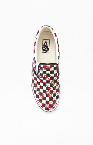 vans slip on checkered red