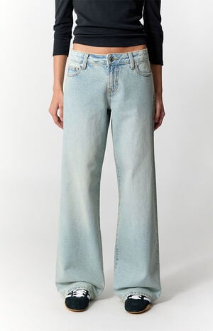 Casey Low Rise Baggy Jeans Lighter Blue image number 2