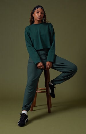 Active Sedona Jersey A Team Long Sleeve Cropped T-Shirt image number 2