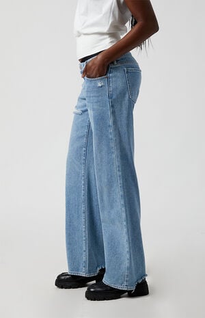 Zoe Low Rise Girlfriend Jeans Ripped Medium Indigo image number 3