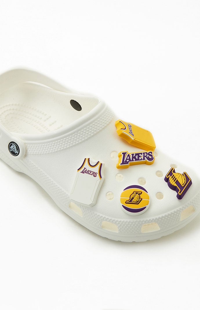 Lakers best sale crocs charms