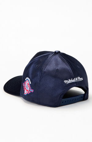 Yankees City Lights Satin Snapback Hat image number 3