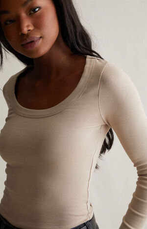 Serenity Scoop Long Sleeve Top image number 3