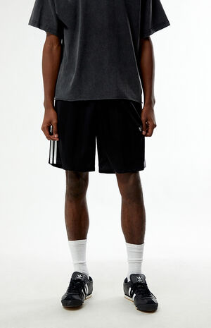 Three Stripe Loose Enginered Shorts image number 2