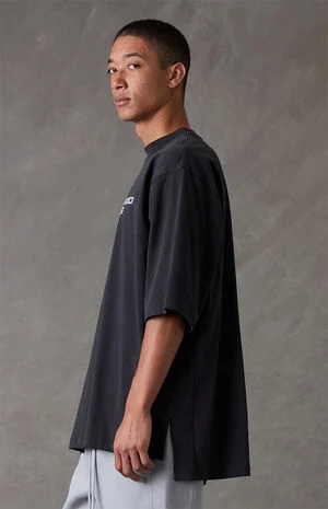 Vintage Black Paneled Modern T-Shirt image number 3