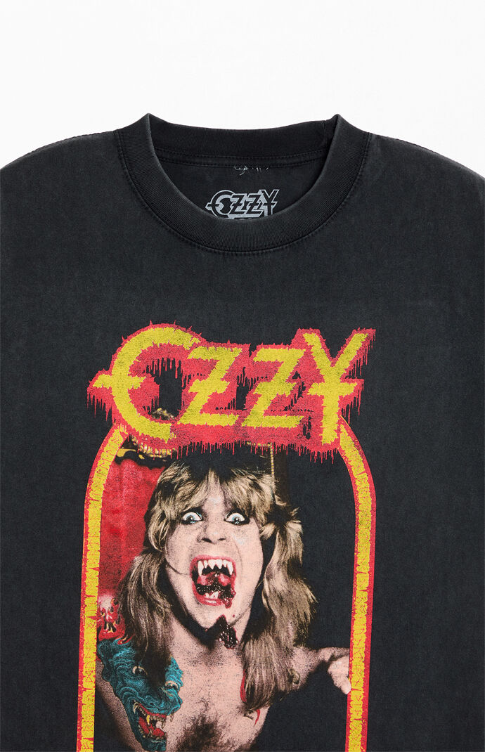 OZZY OSBOURNE ヴィンテージTシャツ Ozzy Osbourne Vampire Teeth Vintage Wash T-Shirt | PacSun