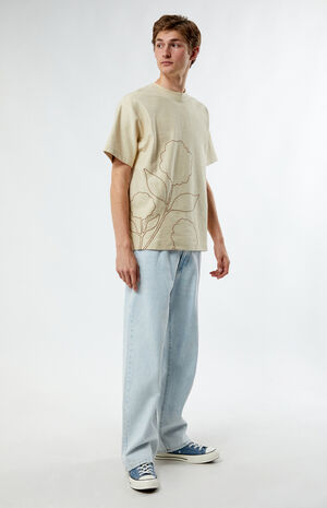 Cream Stitches Texture T-shirt image number 4