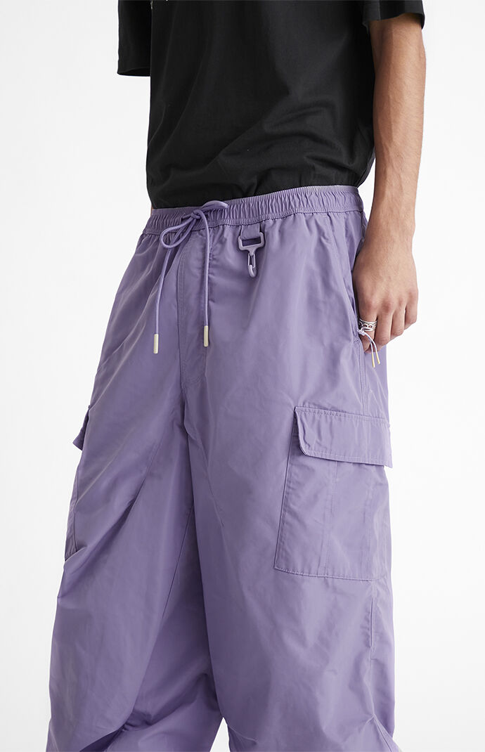 ★LUVISTRUE★CURVED L COMFY PARACHUTE PANTS(CHARCOAL)★人気 Sixth June low waist nylon parachute pants in gray | ASOS