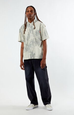 Uprising Woven Camp Shirt image number 4