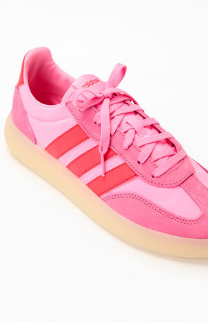 Women's Pink Barreda Decode Sneakers image number 6