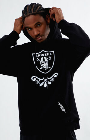 Las Vegas Raiders Sugar Skull Hoodie image number 1