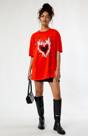 Heart On Fire Oversized T-Shirt image number 1