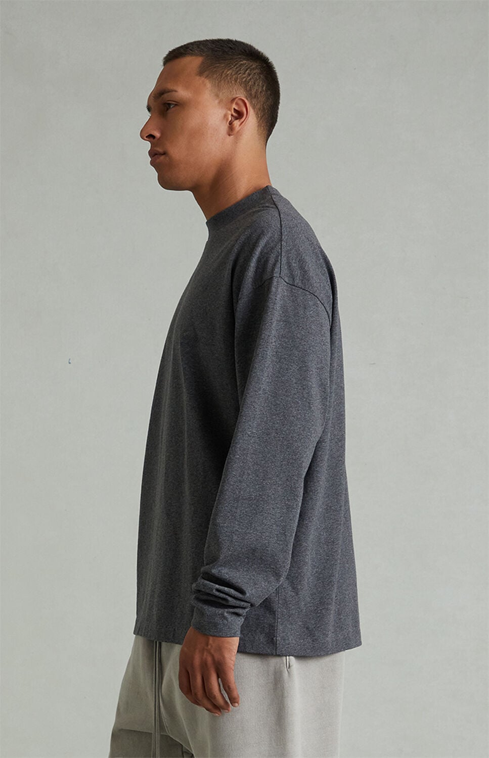 Fear of God ESSENTIALS Charcoal Heather Classic Long Sleeve T-Shirt thumbnail 3