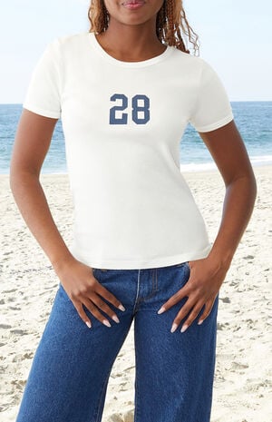 Hailie 28 T-Shirt image number 1