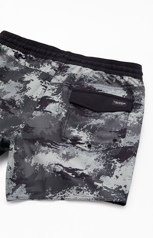 Lido 5.5" Swim Trunks image number 4