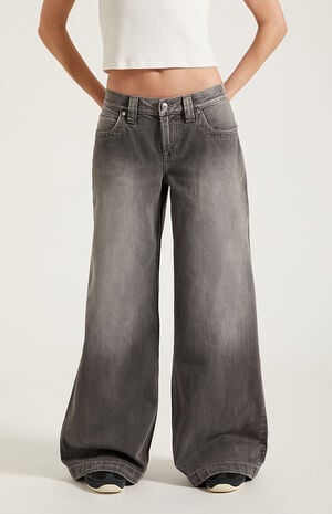 Sloane Low Rise Ultra Baggy Jeans Gray Tinted image number 3