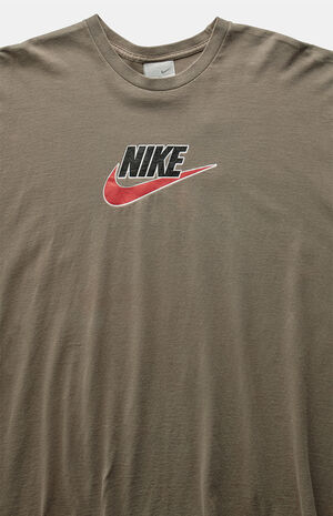 2000s Nike Graphic T-Shirt image number 2