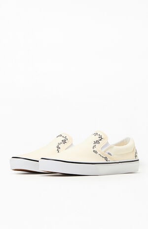 Rose & Thorn Embroidered Classic Slip-On Shoes image number 2