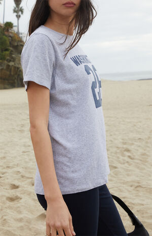 Washington 28 Chloe T-Shirt image number 2