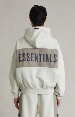Vanilla Paneled Cropped Relaxed Hoodie image number 4